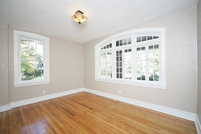 firstfloorfrontbedroom.jpg